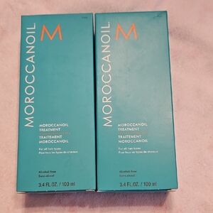 Moroccanoil Treatment Duo in Teal Packaging